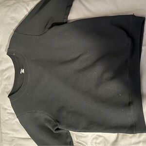 Gildan Men's Black Crewneck Sweater